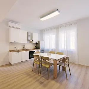 Guest house La Casetta Di Lina And, Verona